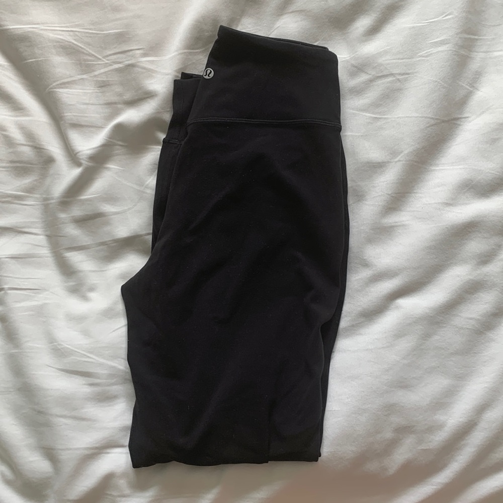 Lululemon black align joggers in size 4‼️